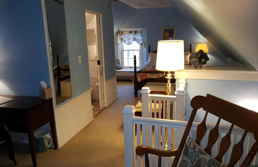 English Cottage-1