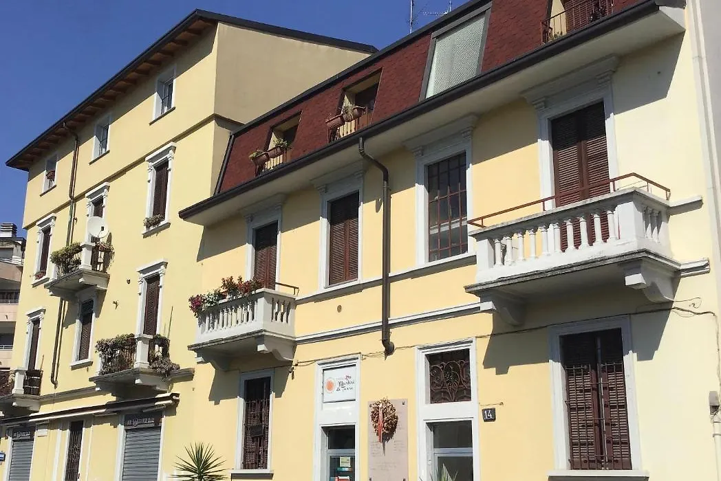 Lovely Terrace Apartment-1