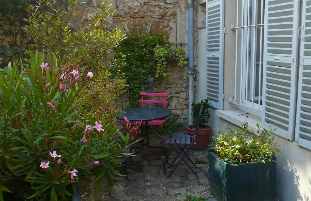 Le Petit Mansart-1