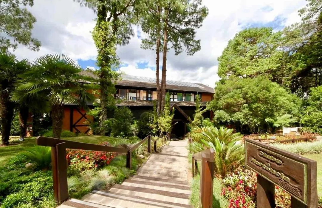 Resort Com Natureza No Centro-1