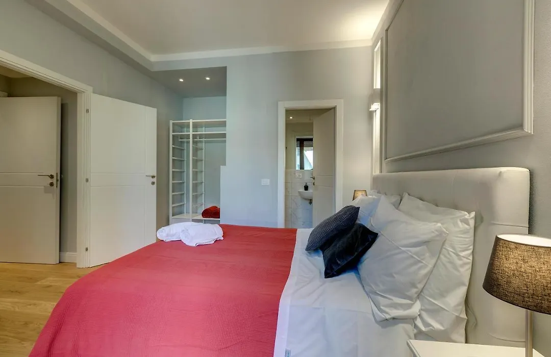 Sleep Tight Florence Suite-1