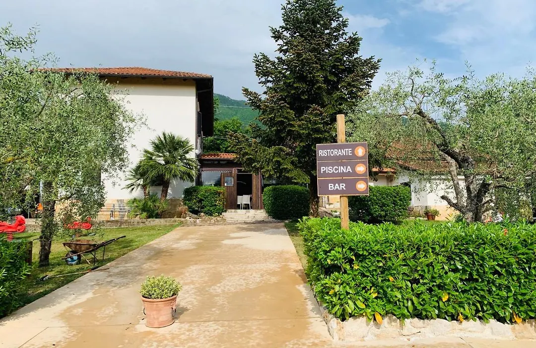 Agriturismo IL CASTAGNETO-1