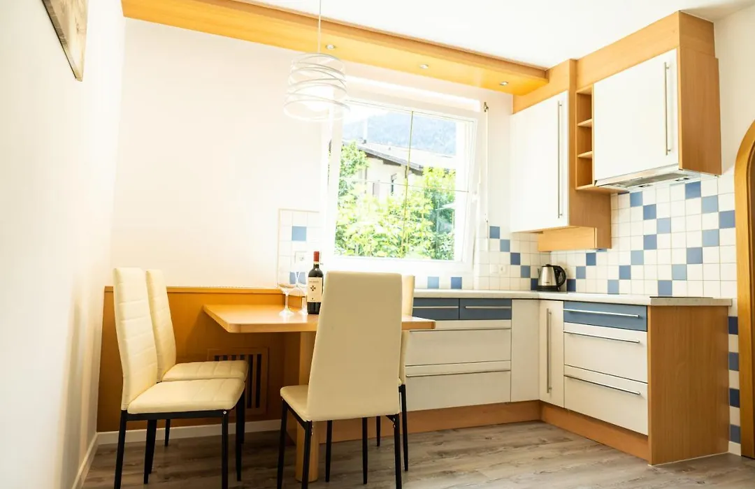 Flow Apartments Margareta-1