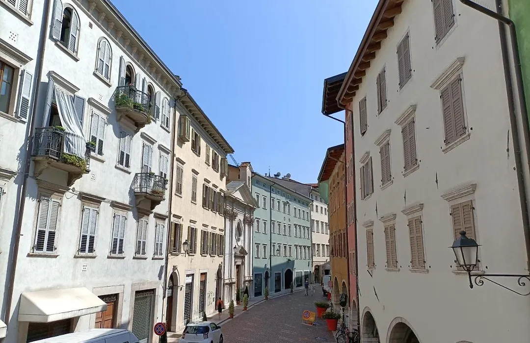 Le Meridiane City Rooms In Trento-1
