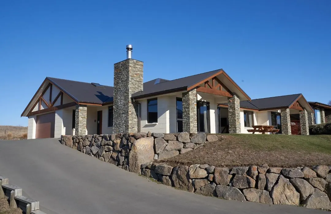 Lake Lodge - Lake Tekapo-1