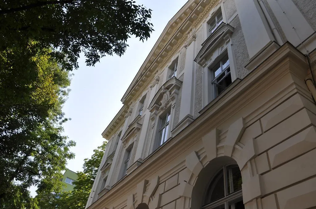 Vienna Suites-1