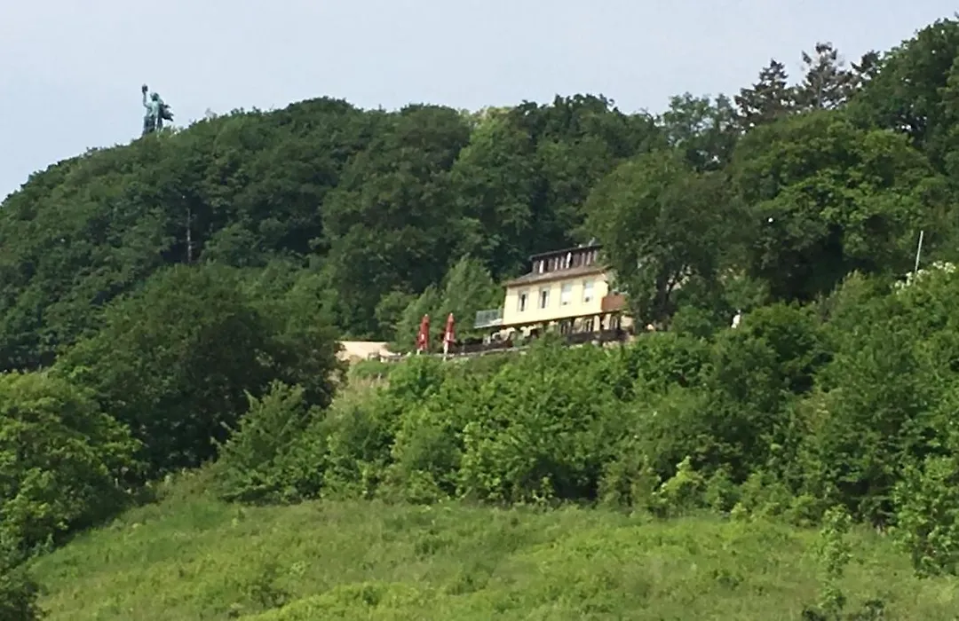 das Rebenhaus-1