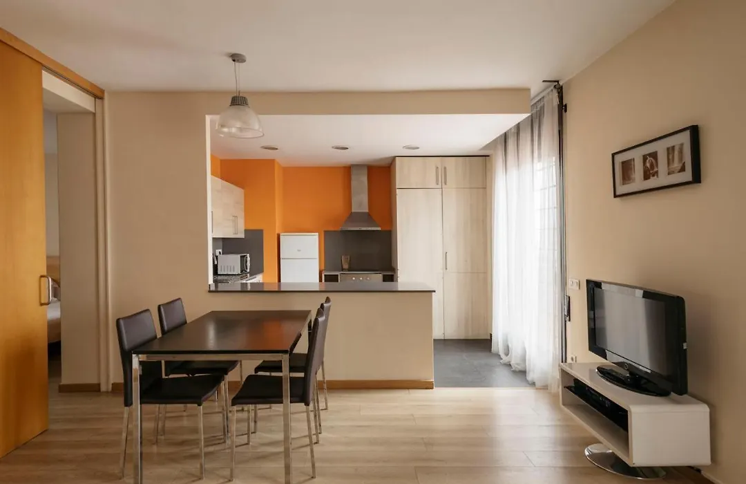 Barcelona Apartment Villarroel-1