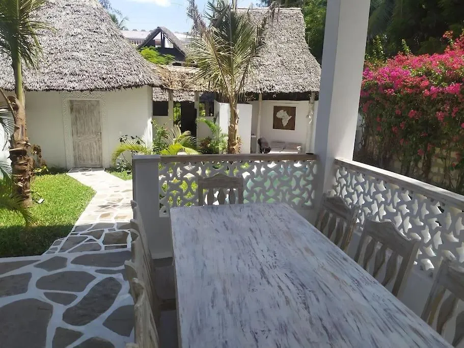 Garoda House Turtle Bay Jacuzzi ☆☆☆☆☆ Kilifi-1
