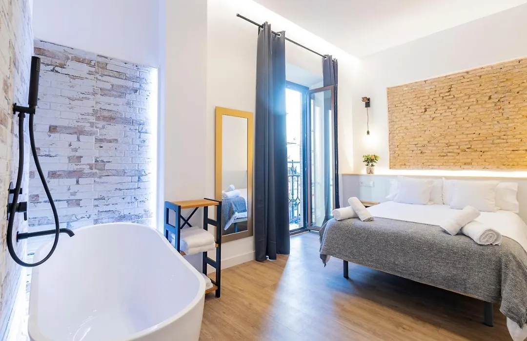 Sevilla Deluxe Suites-1