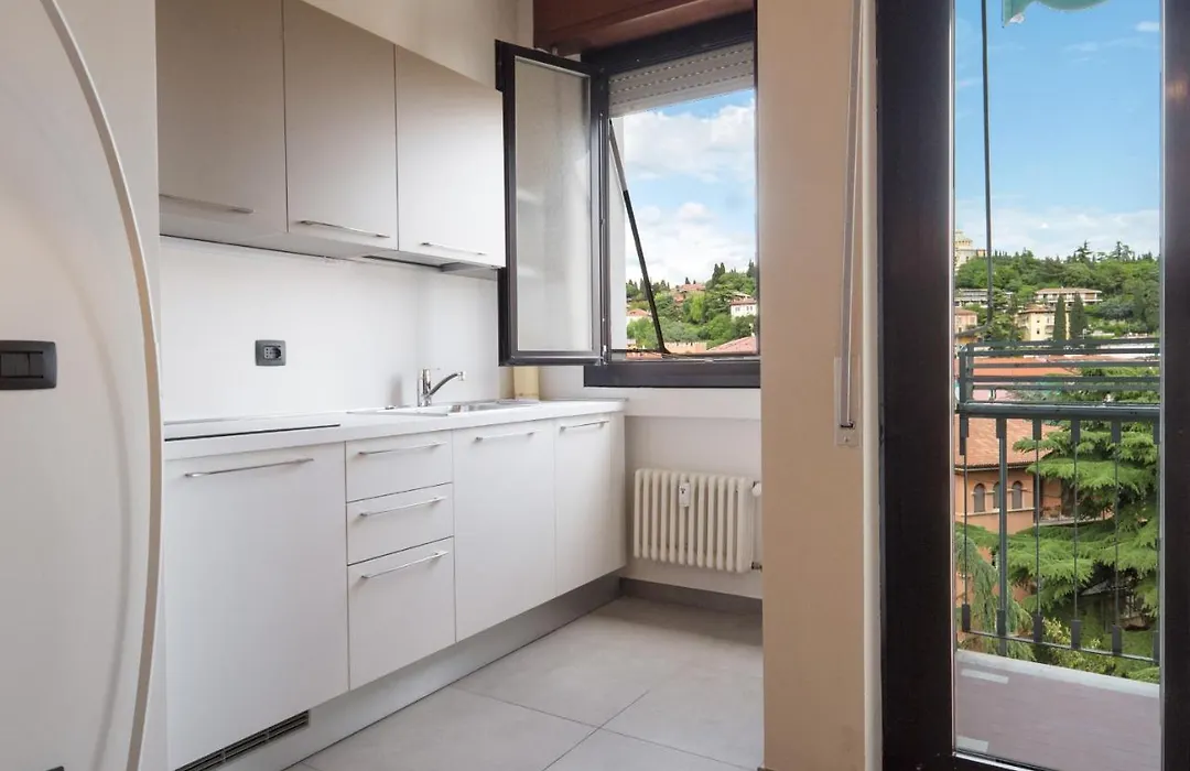 Flats4Rent Alessia-1