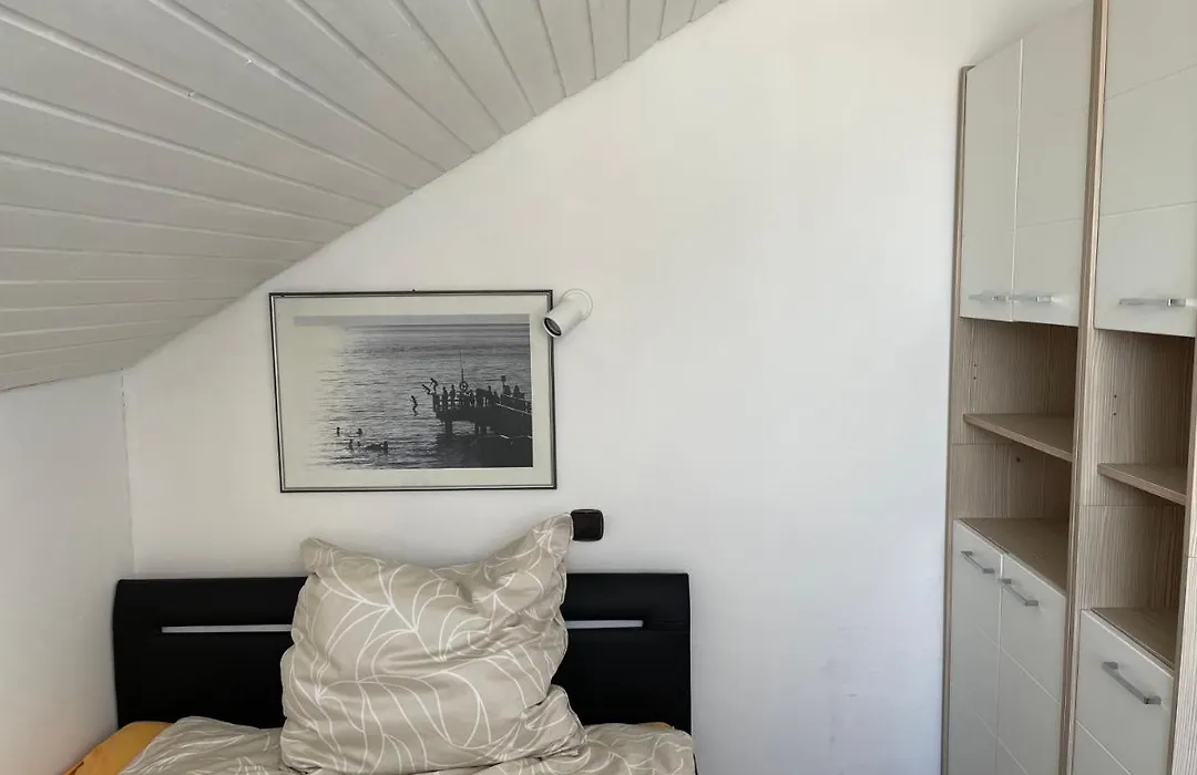 Ferienwohnung mit Seeblick-1