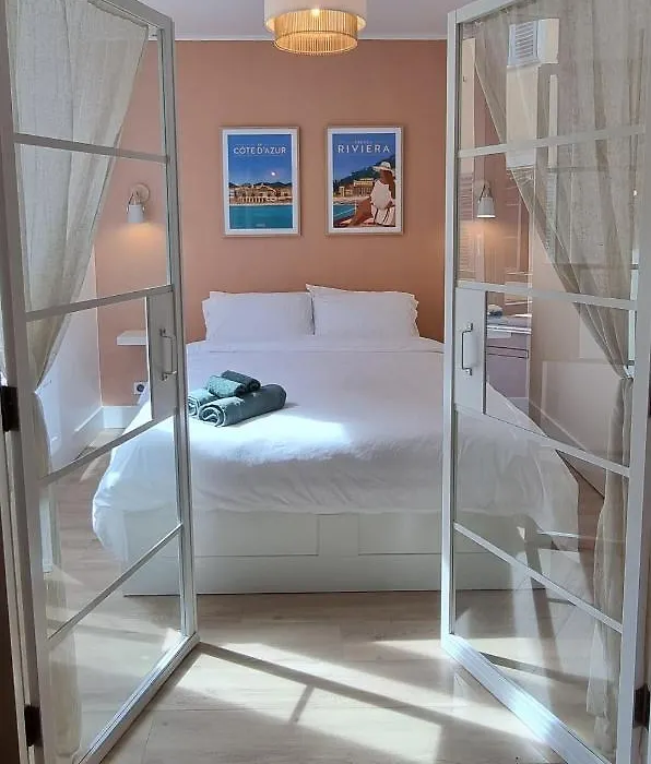 Charming Appartement in Vieux Nice-1