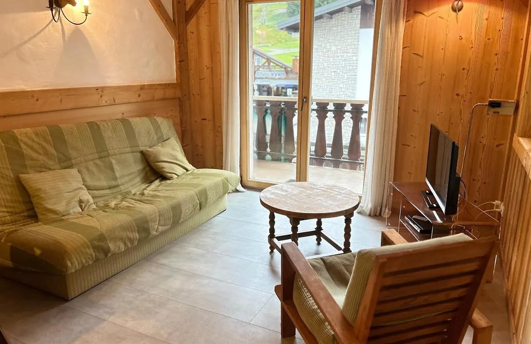 Les Gets: Appartement central 2 ch, balcon, au pied des pistes - FR-1-623-132-1