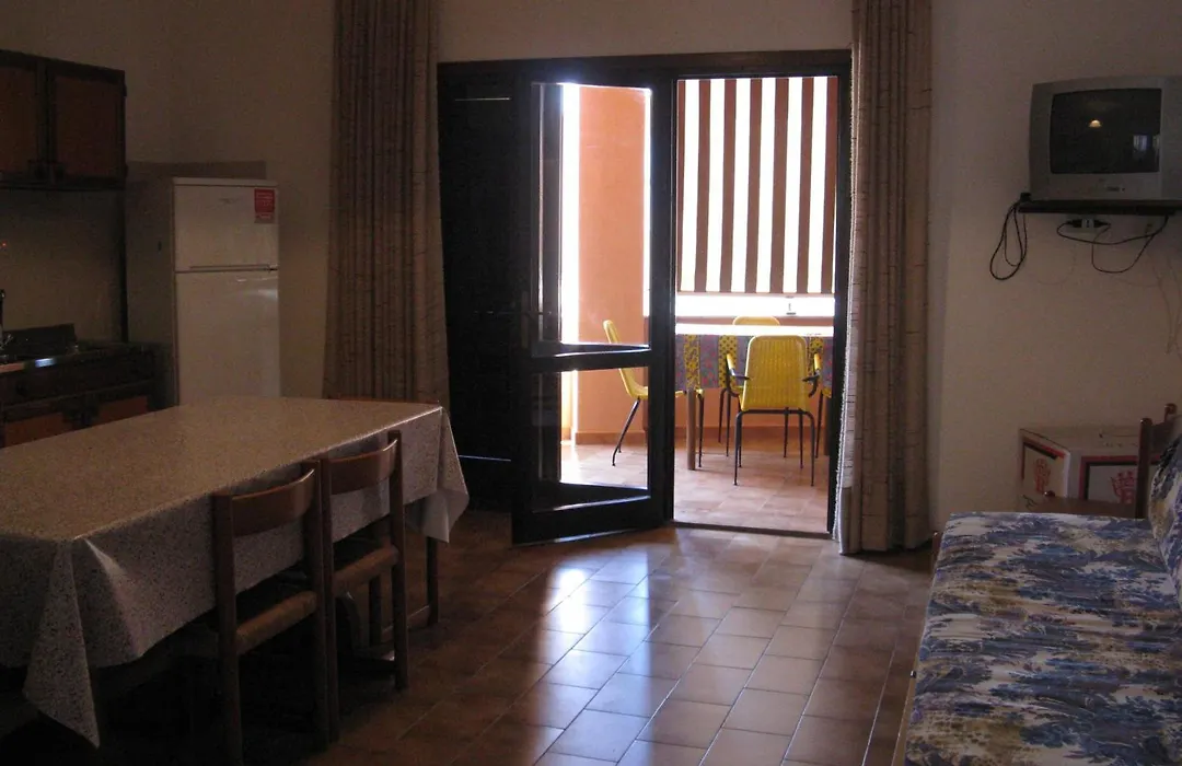Borgo Spiaggia Isola Rossa-1