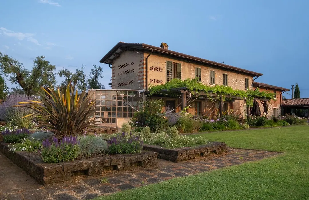 Olimagio Farm Stay With Animals And 25M Pool, Beach At Cycling Distance-1