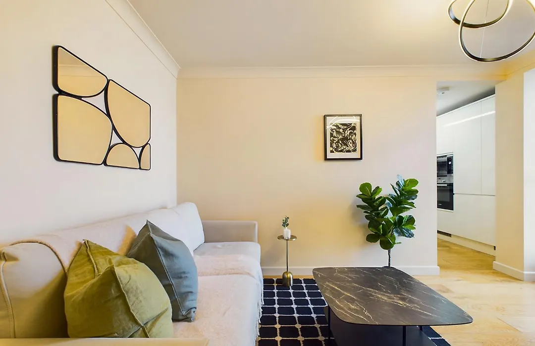 Covent Garden Apartments-1