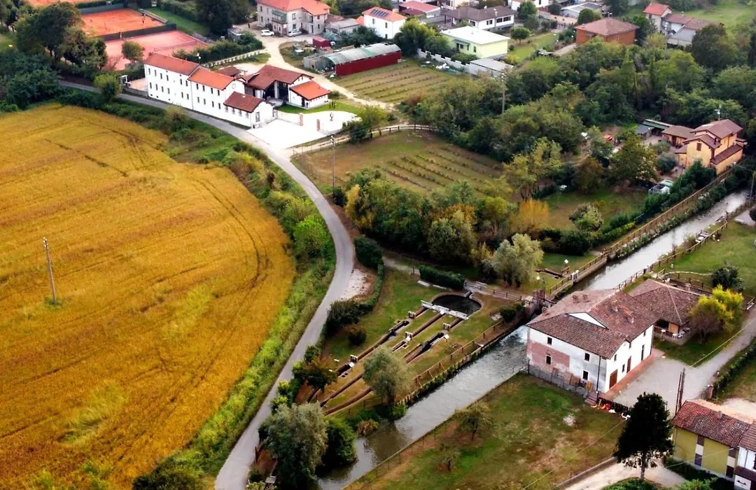 Cascina Mora Bassa-1
