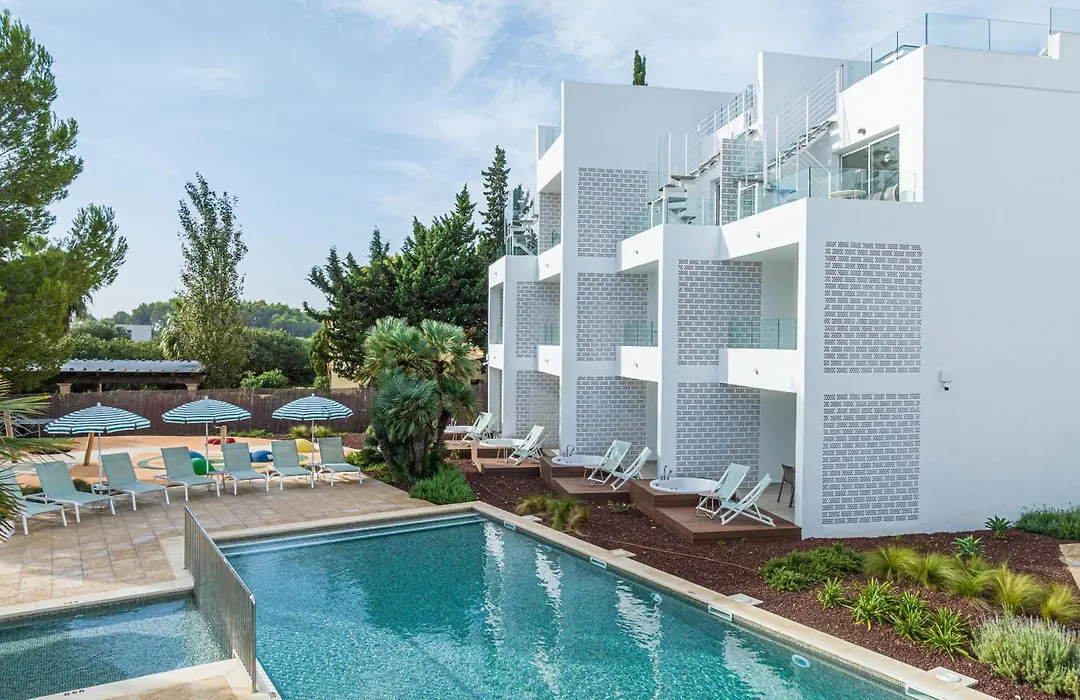 Cabot Las Velas Apartments-1