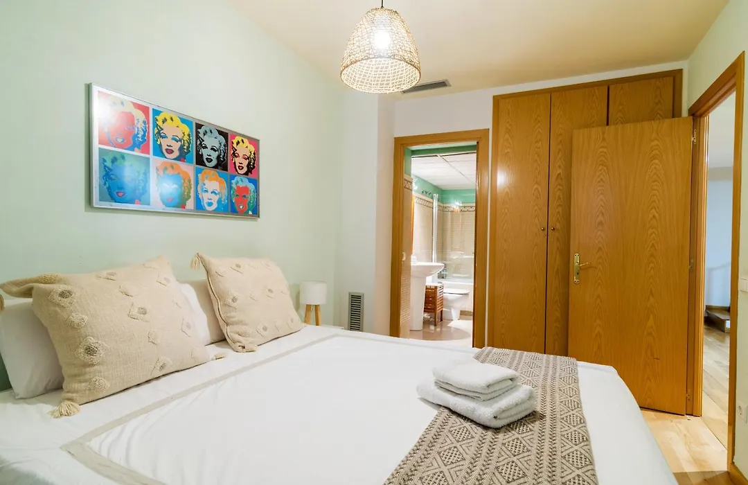 Elena Apartments - Girona-1