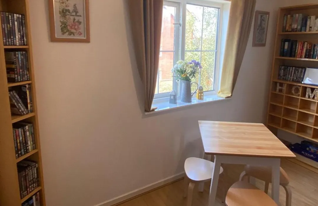 Cardiff Bay Apartment-1