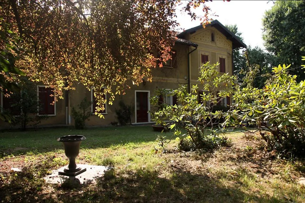 Villa Helios Holiday Home - Centre, Lake, 10' Car - Free Parking Self Check-In Airco-1