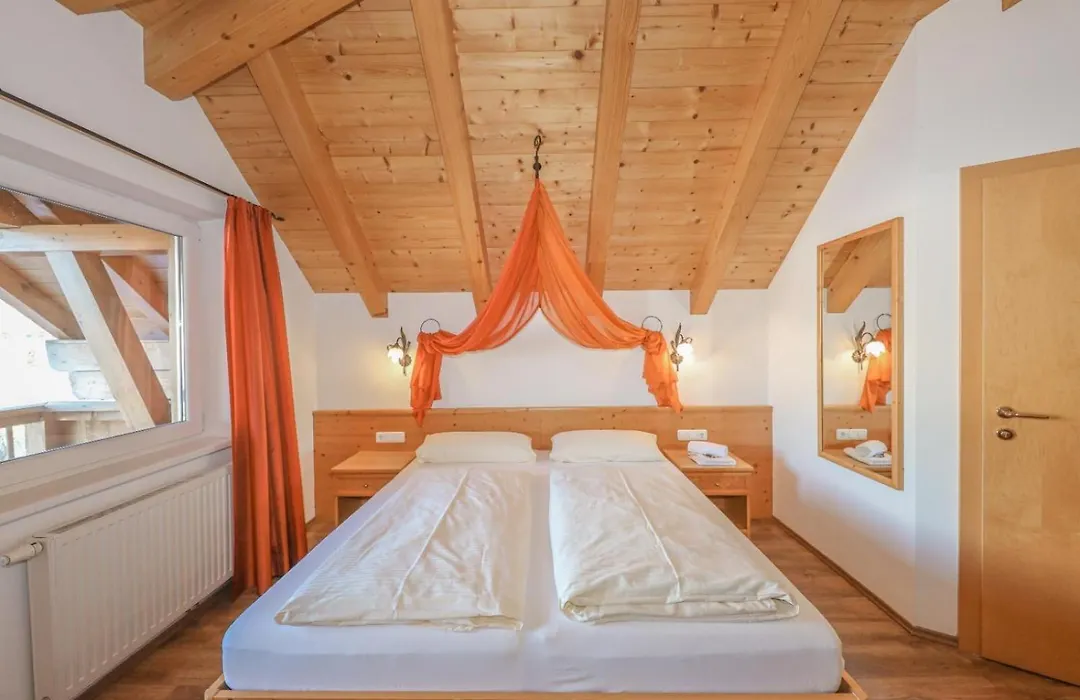 Appartementhaus Chalet Alpina-1