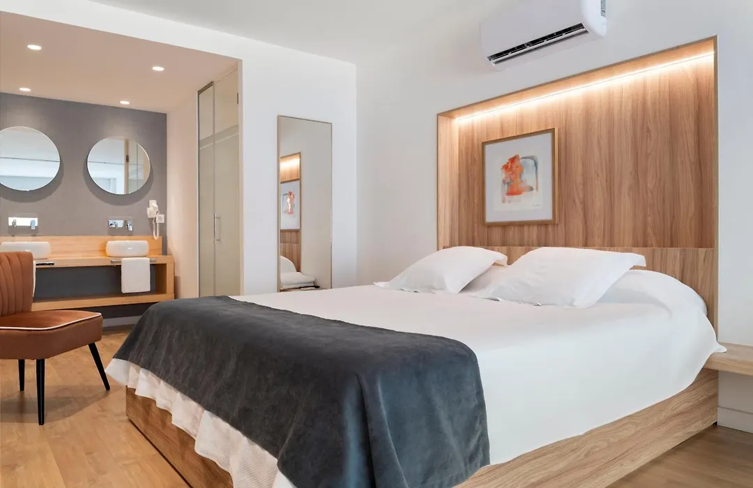 Magno Urban Suites Murillo Gardens-1