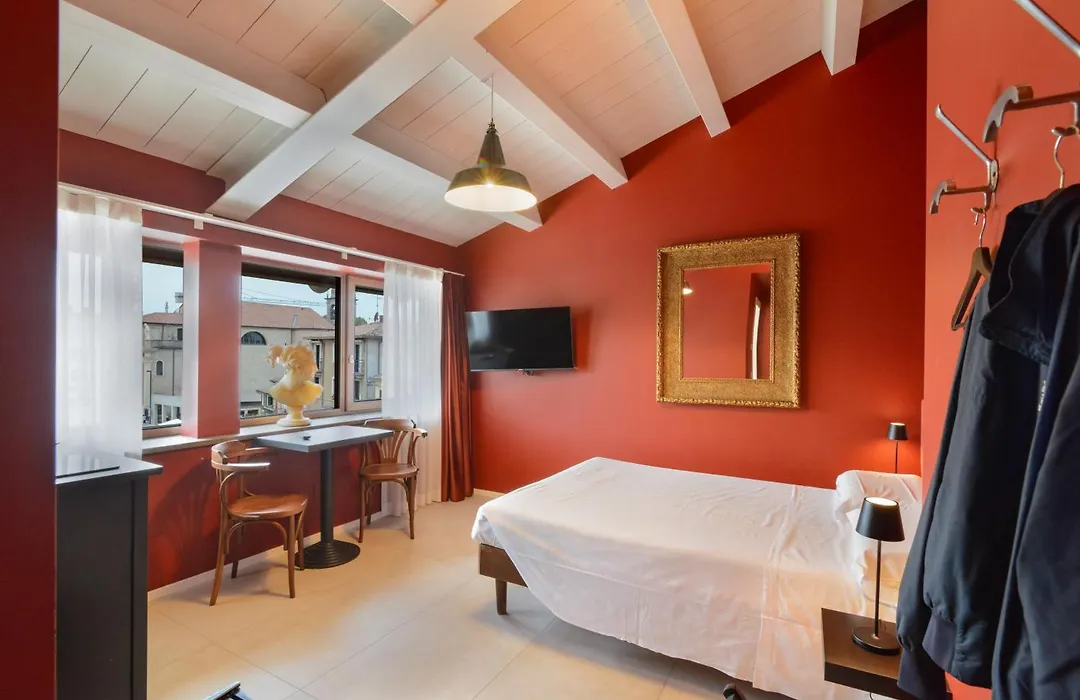 Cabanon Urban Apartments-1