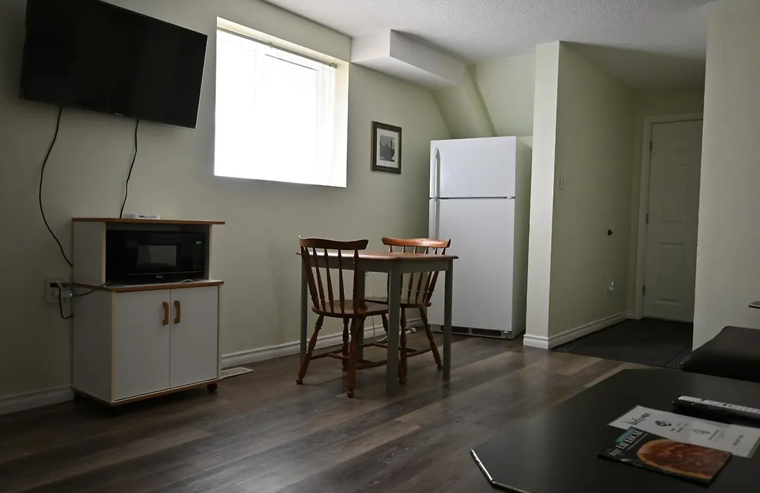 Metropolitan Suite-1
