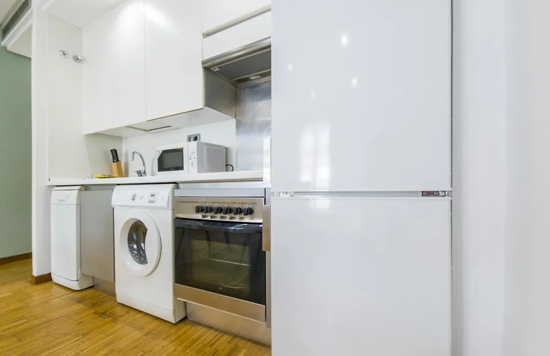 Apartamentos Conde Duque Decó-1