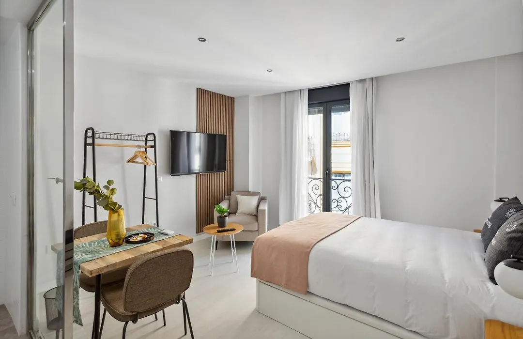 Limehome Madrid Calle de la Paloma-1