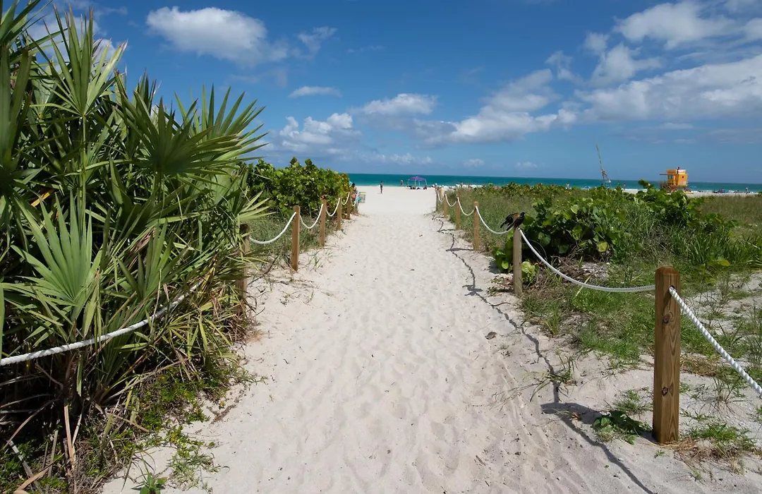 Ocean Drive Apartments-1
