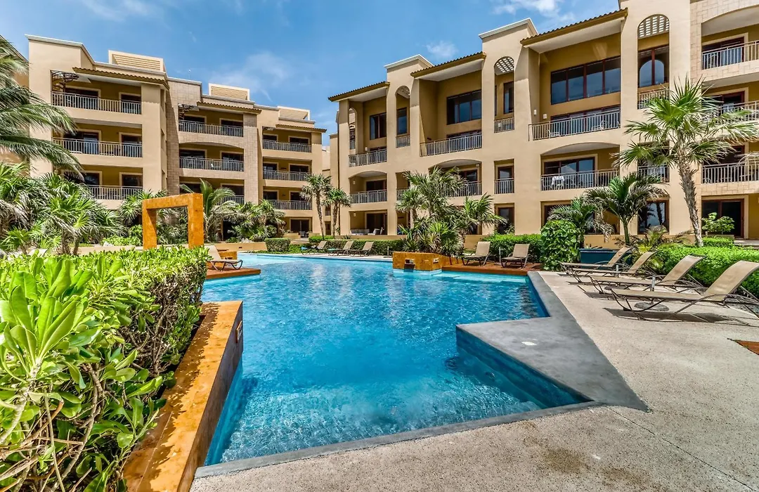 Residences El Faro, surf 201-1