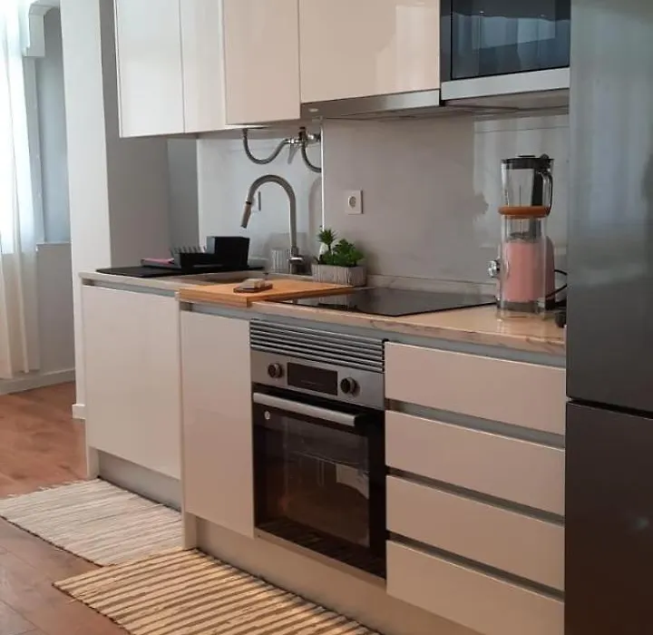 Apartamento Em Alvalade-1