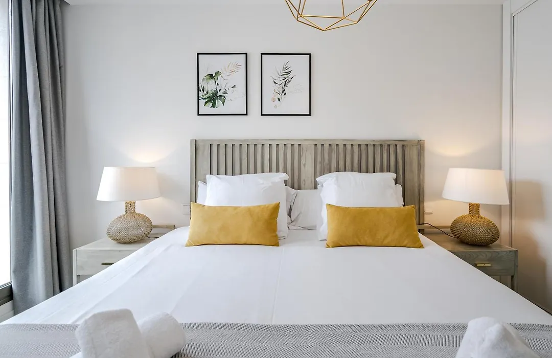 Feelathome Goya Apartments-1