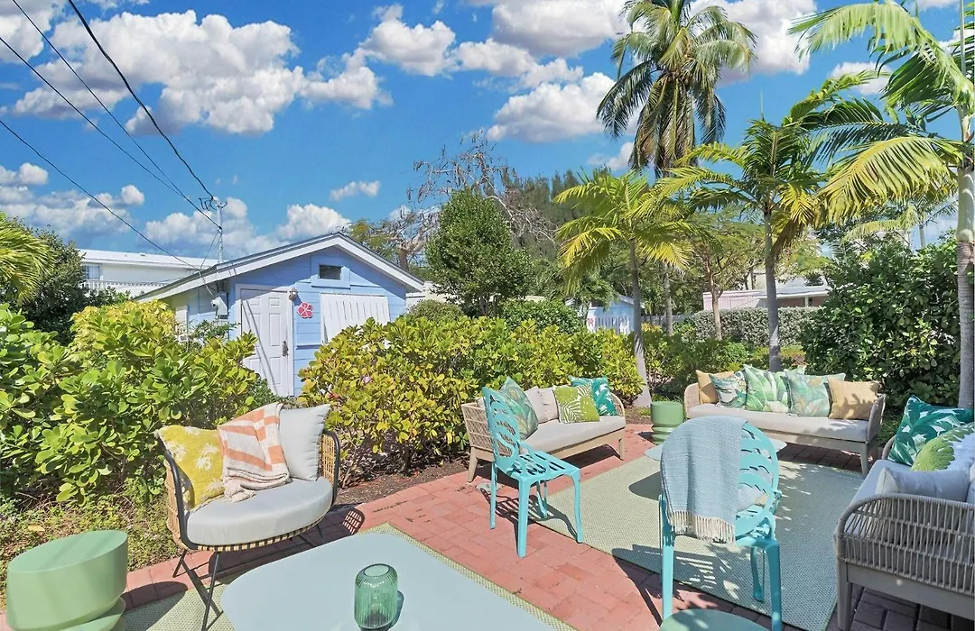Tropical Cottages-1