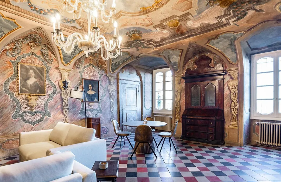 Historical dwelling in Palazzo Terzi-1