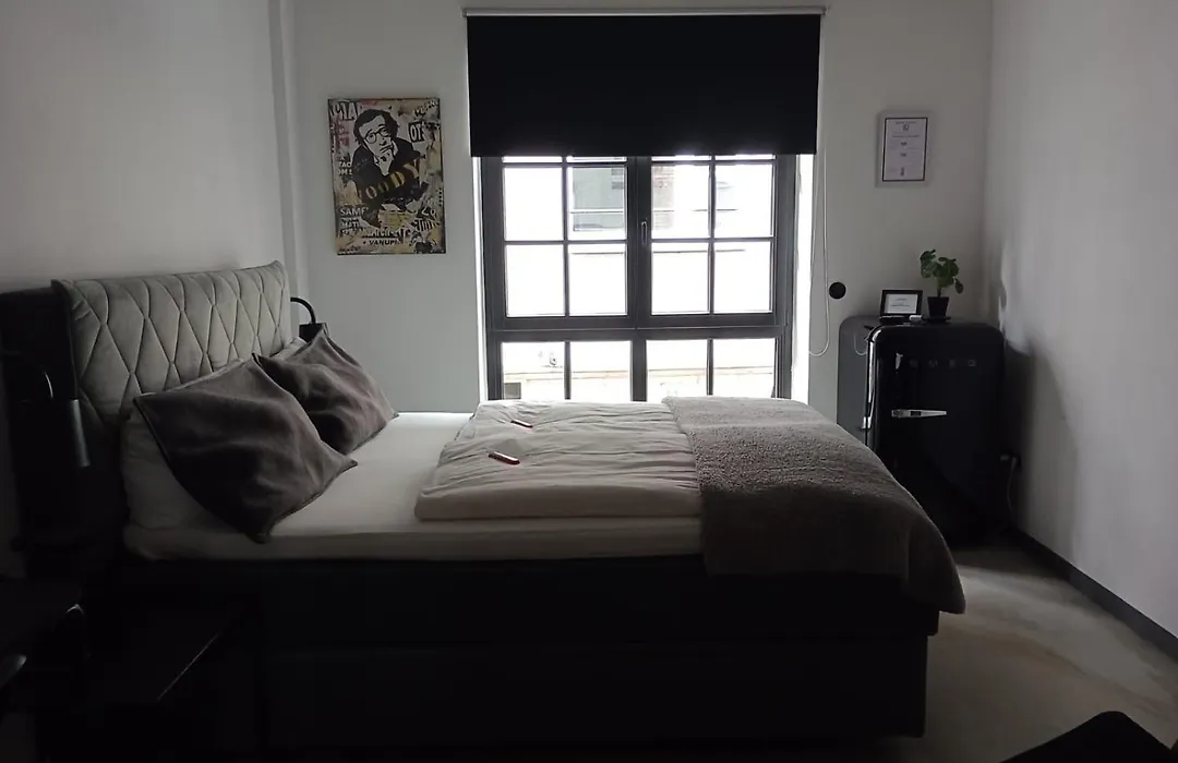 Square Rooms 20-1