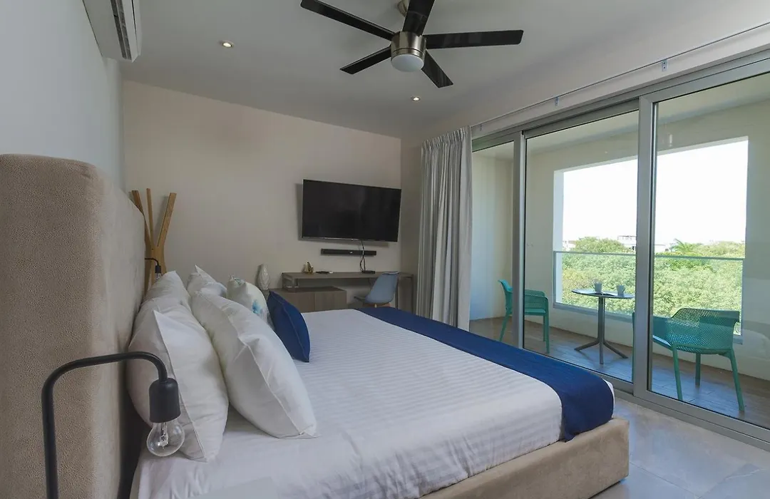 The Gallery Condos Playa De Carmen-1