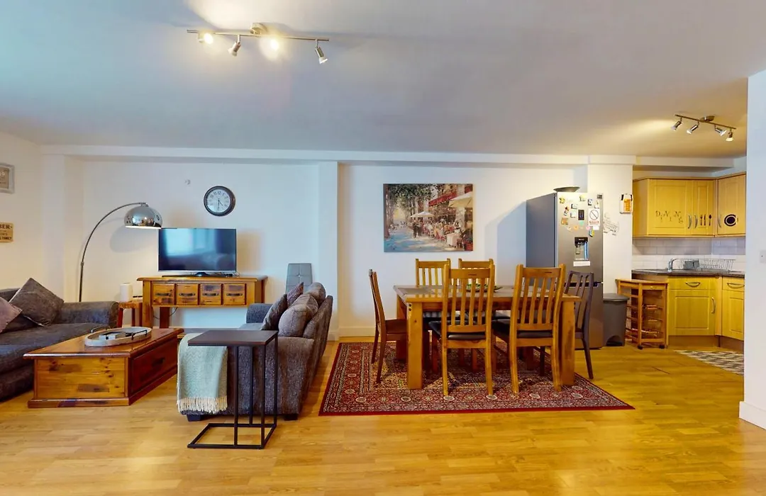Bermondsey Apartment-1