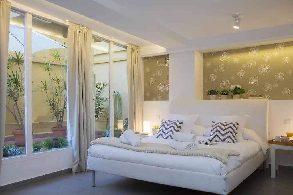 Singularstays Botanico 29 Rooms-1