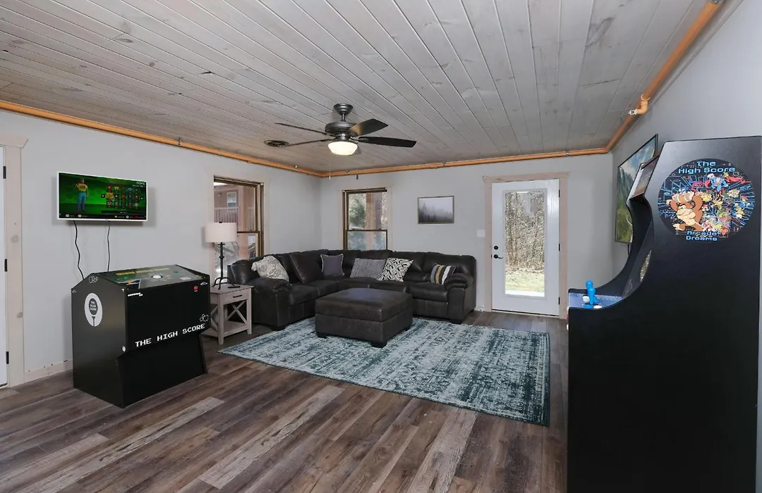 Rocky Top Lodge-1