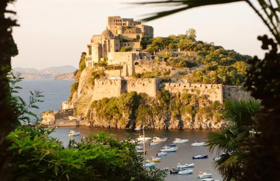 Villa To Ischia With Love-1