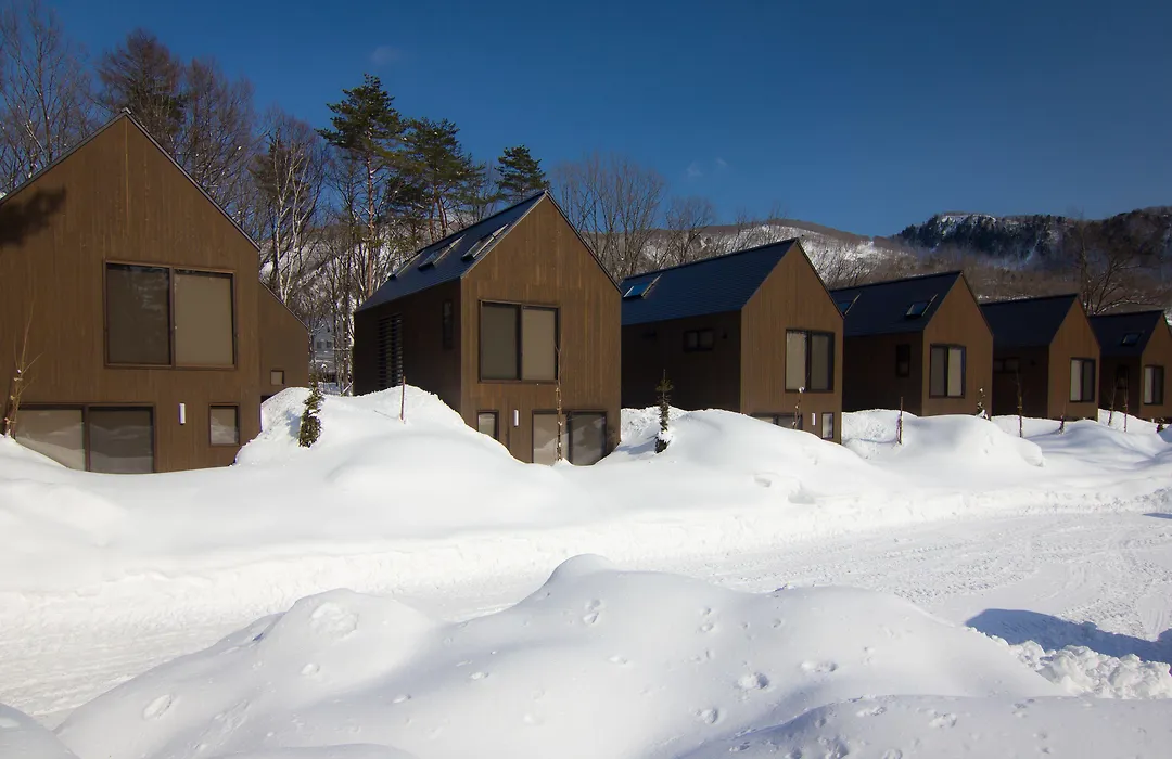 Gakuto Villas-1