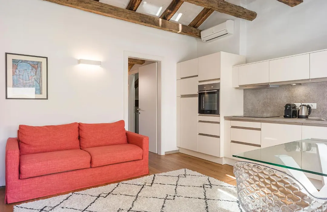 Stay Cooper L Laubenhaus-1