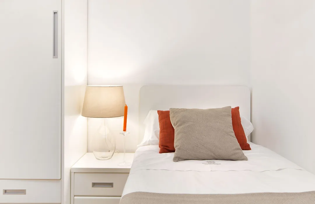 Eixample Building Apartments By Mercedes Heritage-1