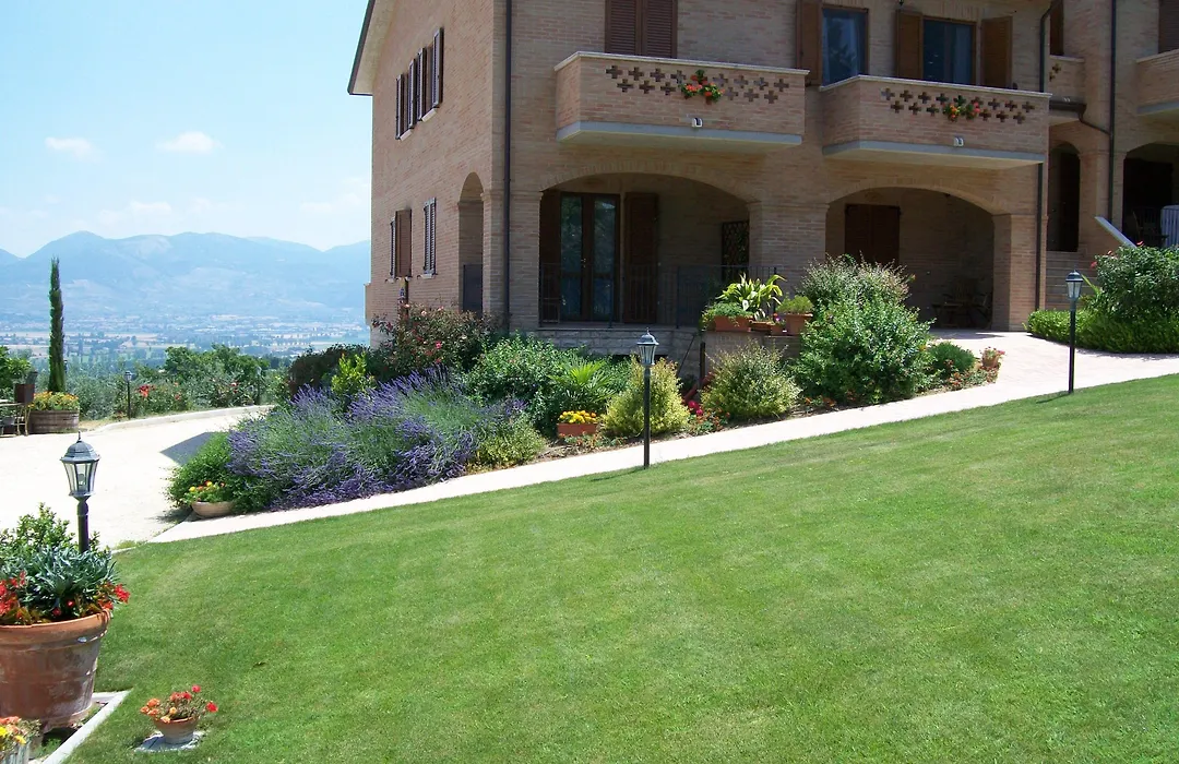 La Collina Del Sagrantino-1