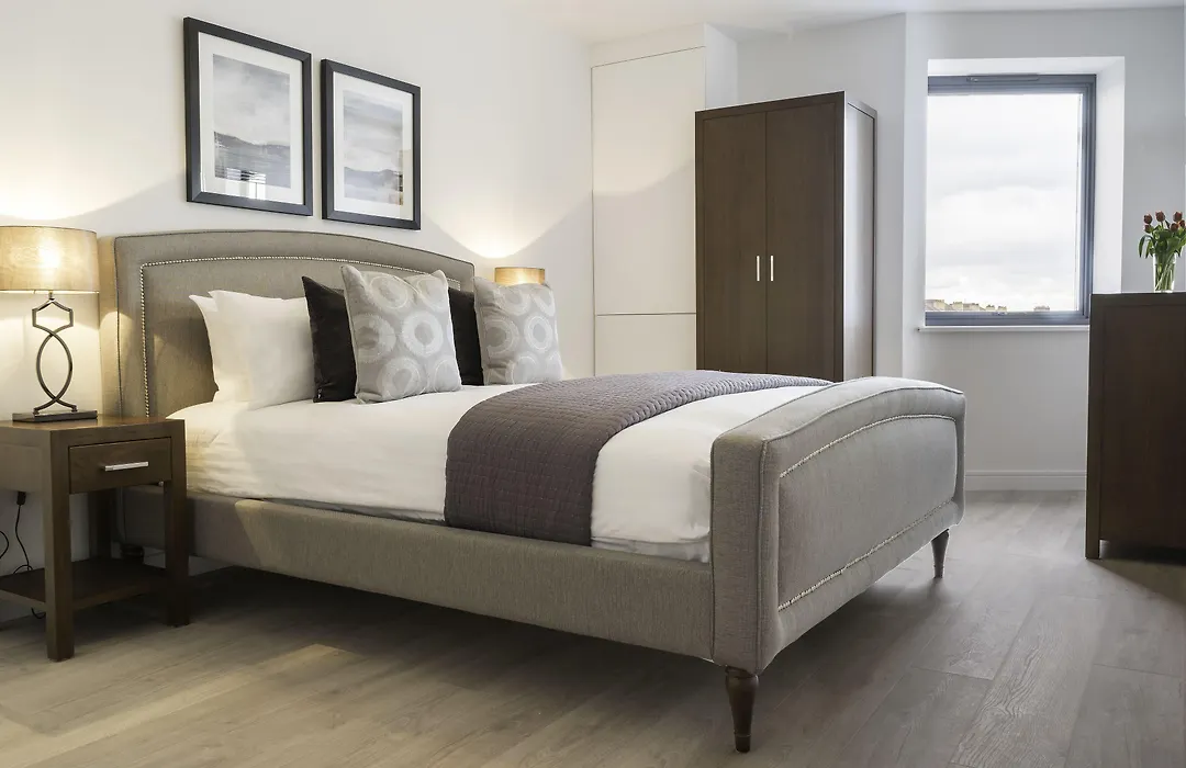 Aldgate By Excel Apartments-1