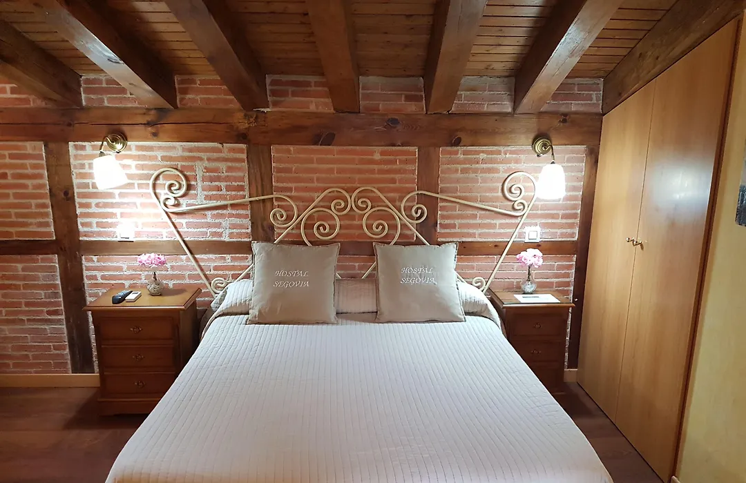 Hostal Segovia Adults Only-1